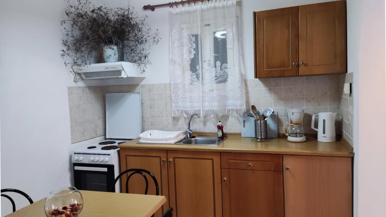 Mirsini Apartments 圣乔治斯 外观 照片